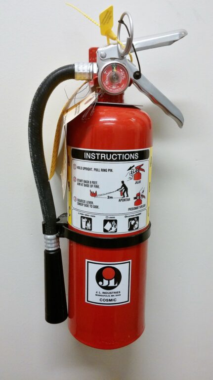 extinguisher-gb5e525189_1920